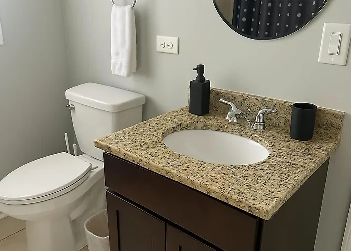 Cozy 1-bedroom - Sunnyside 2n Apartment Chicago